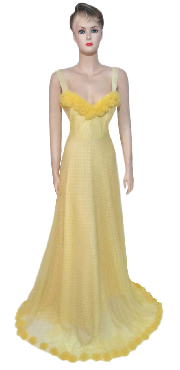 Sleeveless Handcrafted Chiffon Gown. Medium